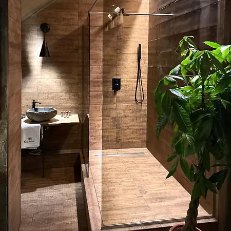 Hotel Excalibur Minihotel 4*