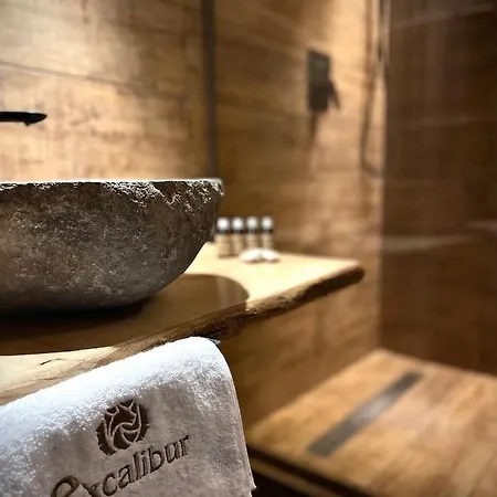 Excalibur élményfogadó Hotel Eger