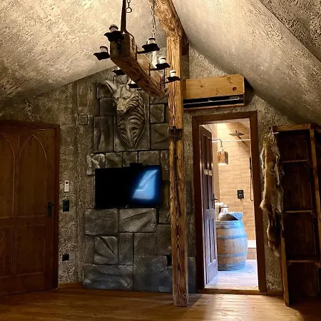 Excalibur Minihotel 4*