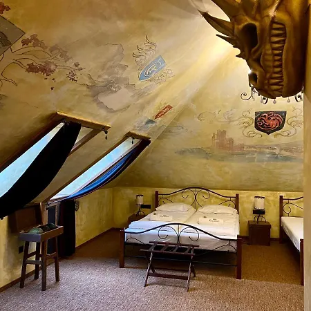 Excalibur Minihotel Hotel