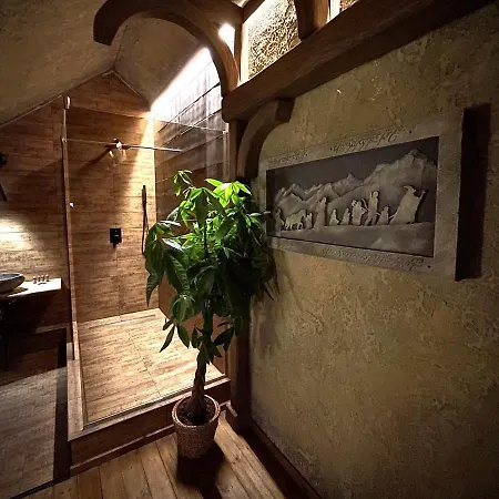 Hotel Excalibur Minihotel 4*