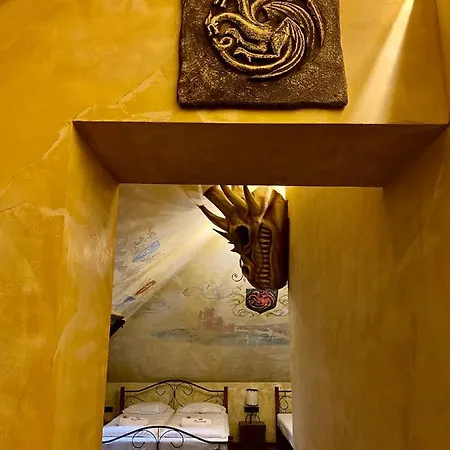 Excalibur Minihotel Szálloda 4*