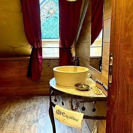 Excalibur élményfogadó Hotel Eger