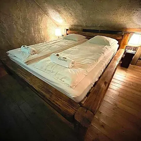 Excalibur Elmenyfogado Hotel 4*